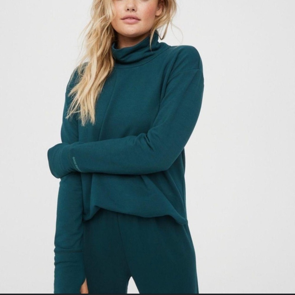 Offline by Aerie Over The Top Mock Neck Top Forest Green Women’s Pullover